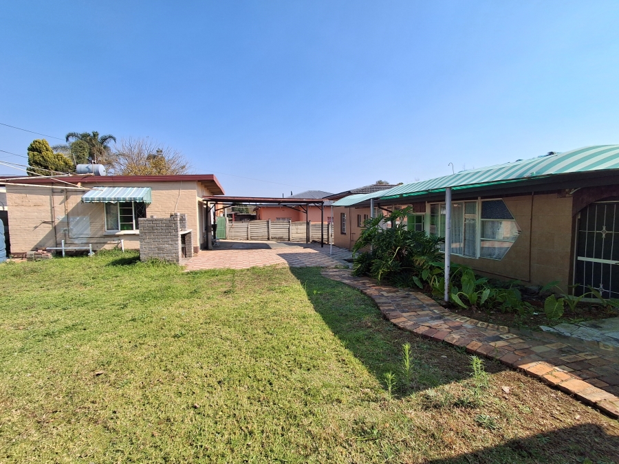 4 Bedroom Property for Sale in Elandia North West